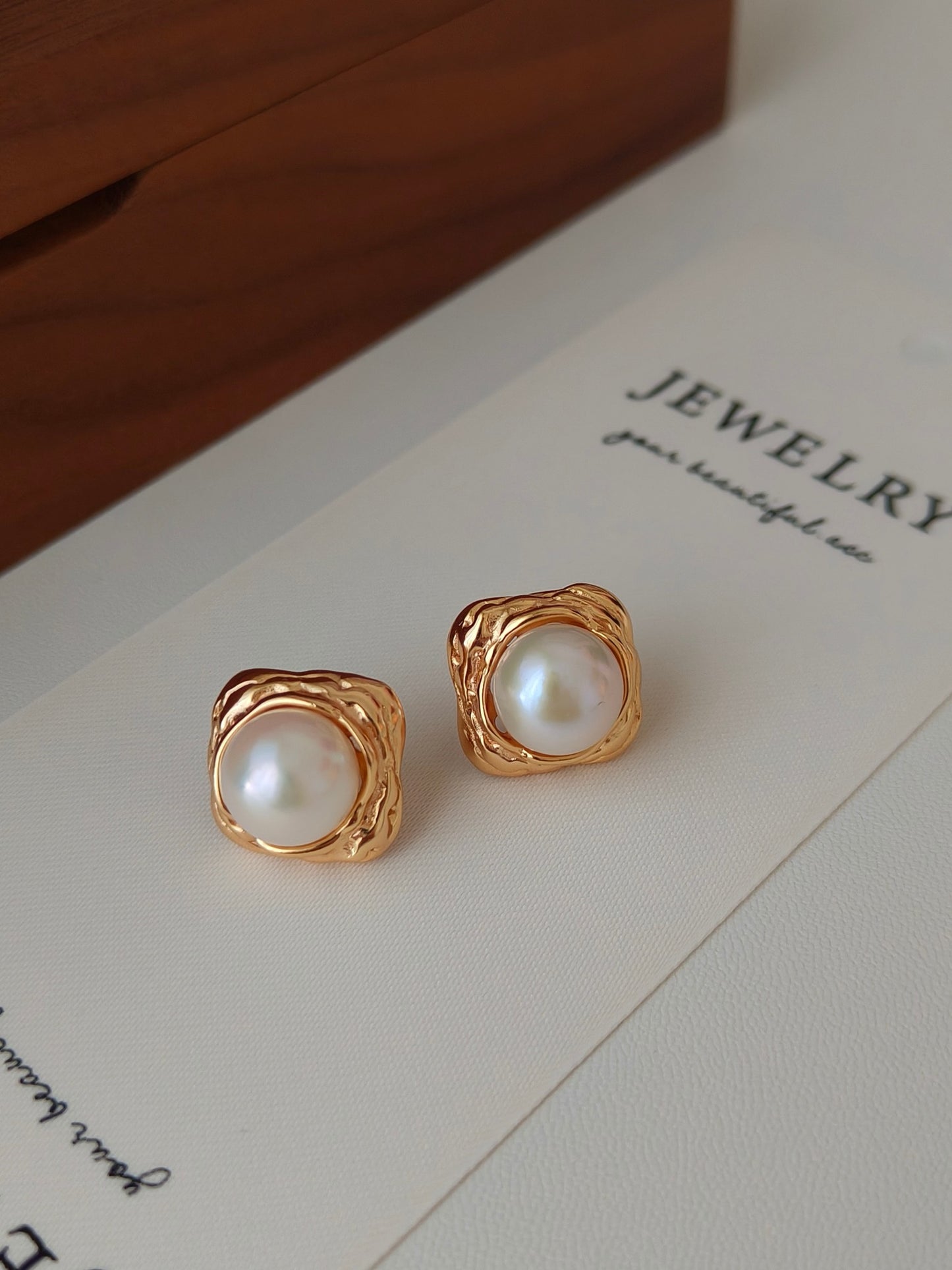 Pearl Capsule Earring