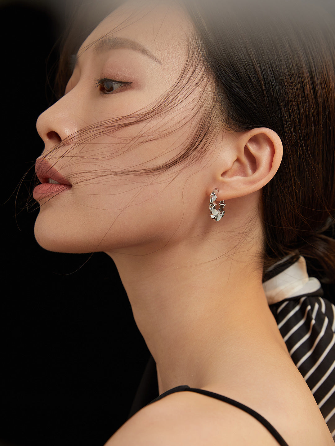 Corona Hoop Earrings