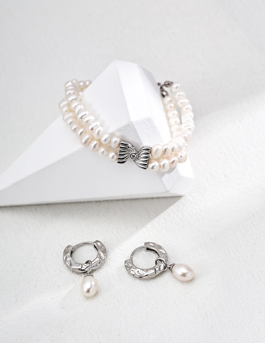 Timeless Bow Bracelet