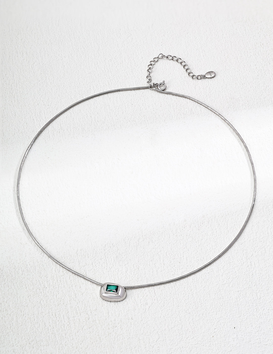 Verde Frame Necklace