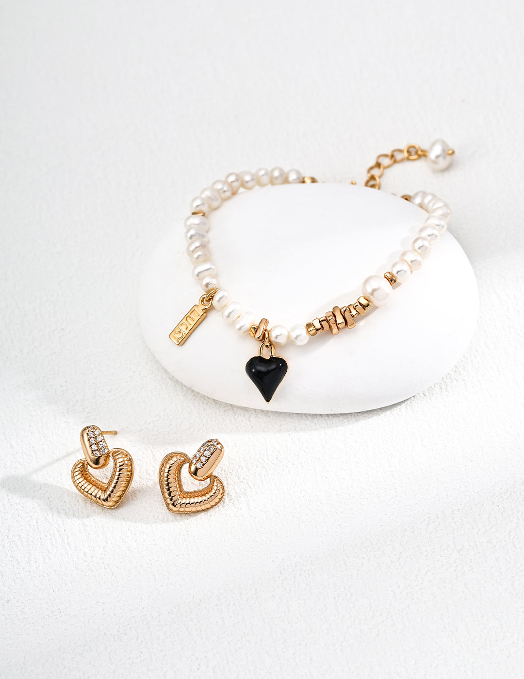 Eternal Heart Earrings