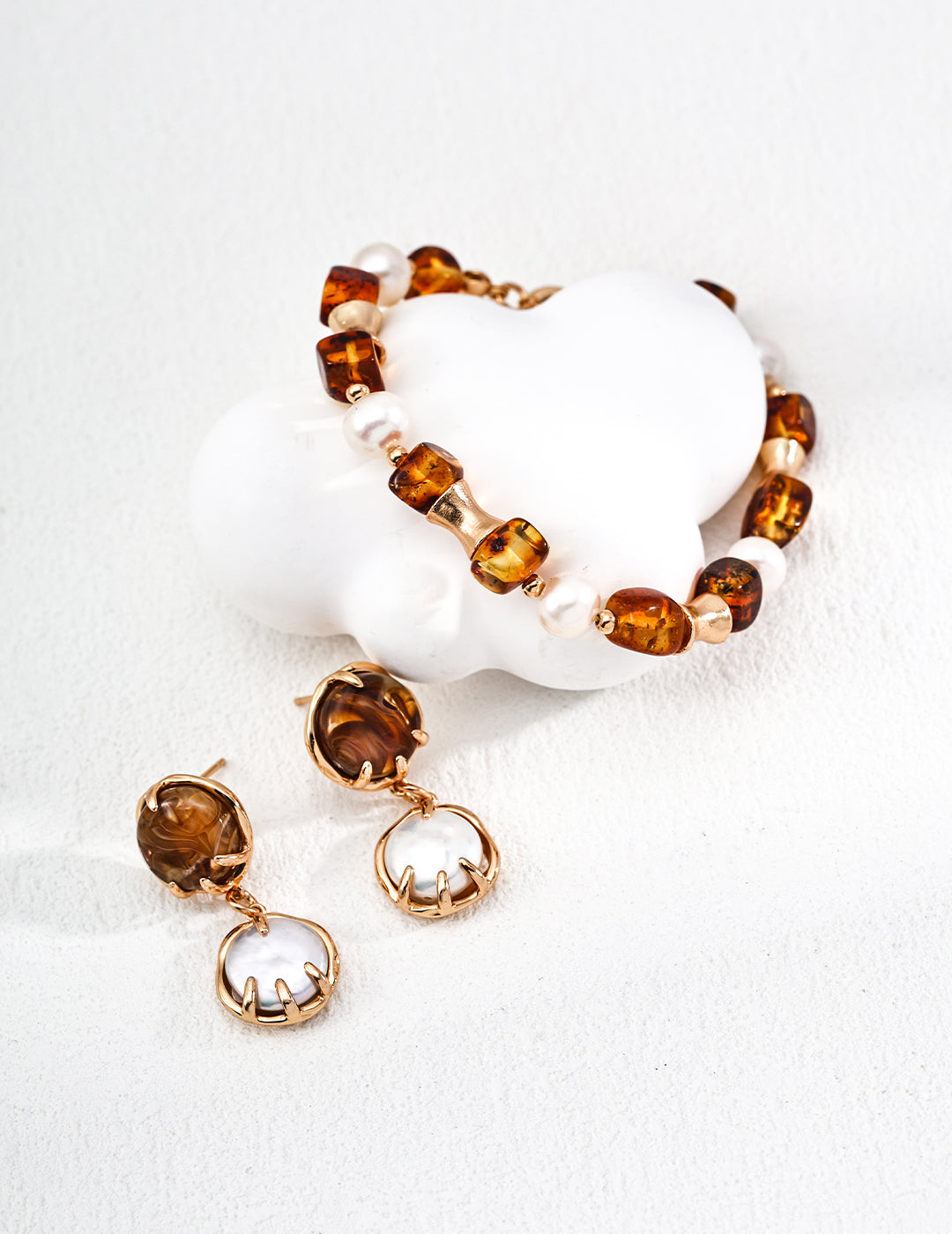 Pearl Amber Bracelet