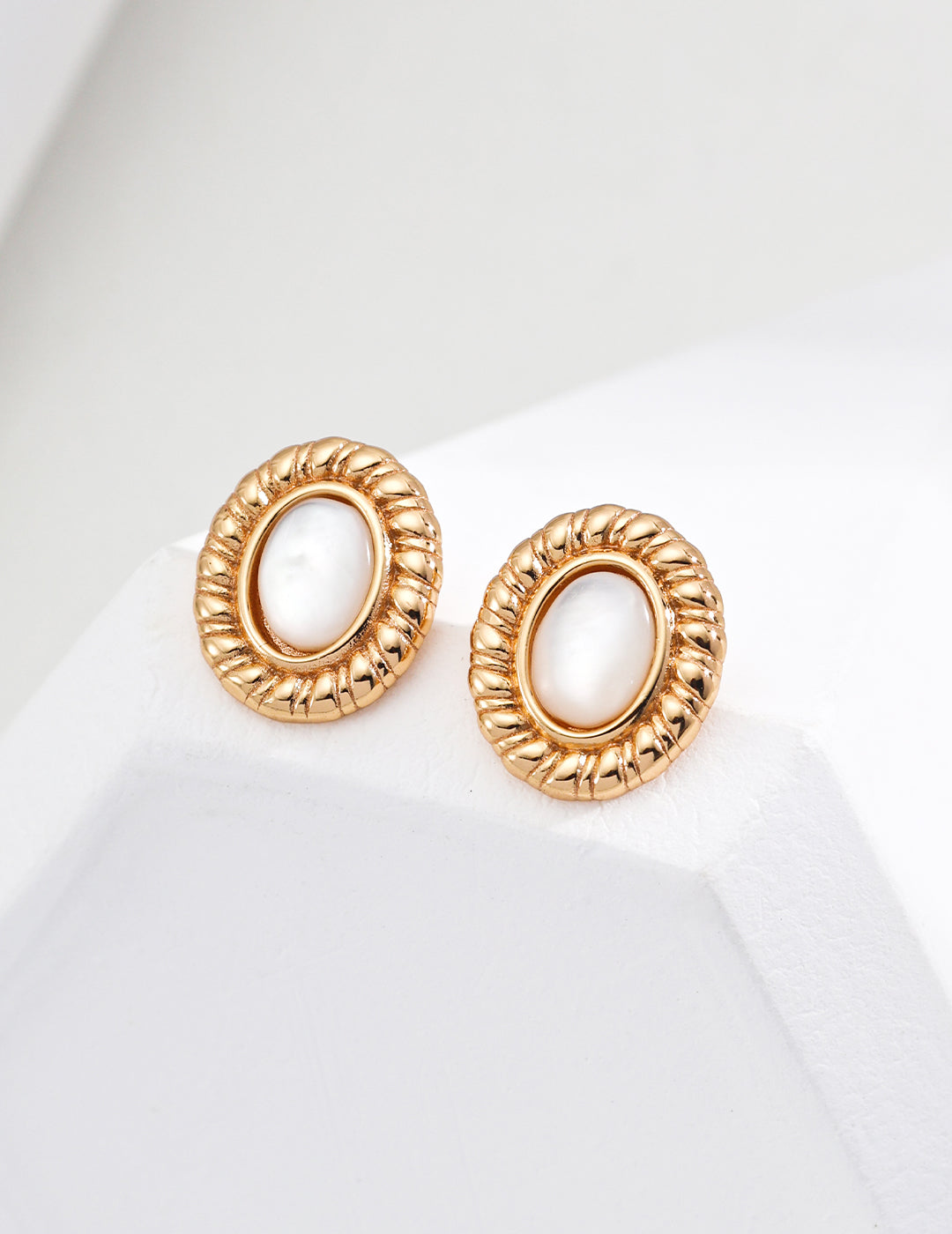 Oval Pearl Shell Earrings