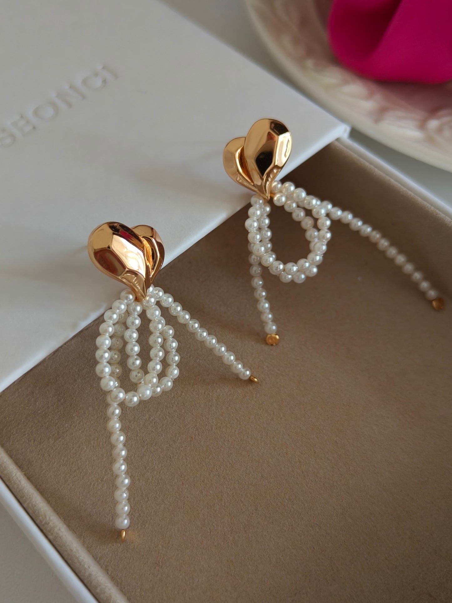 Heart Knot Pearl Earrings
