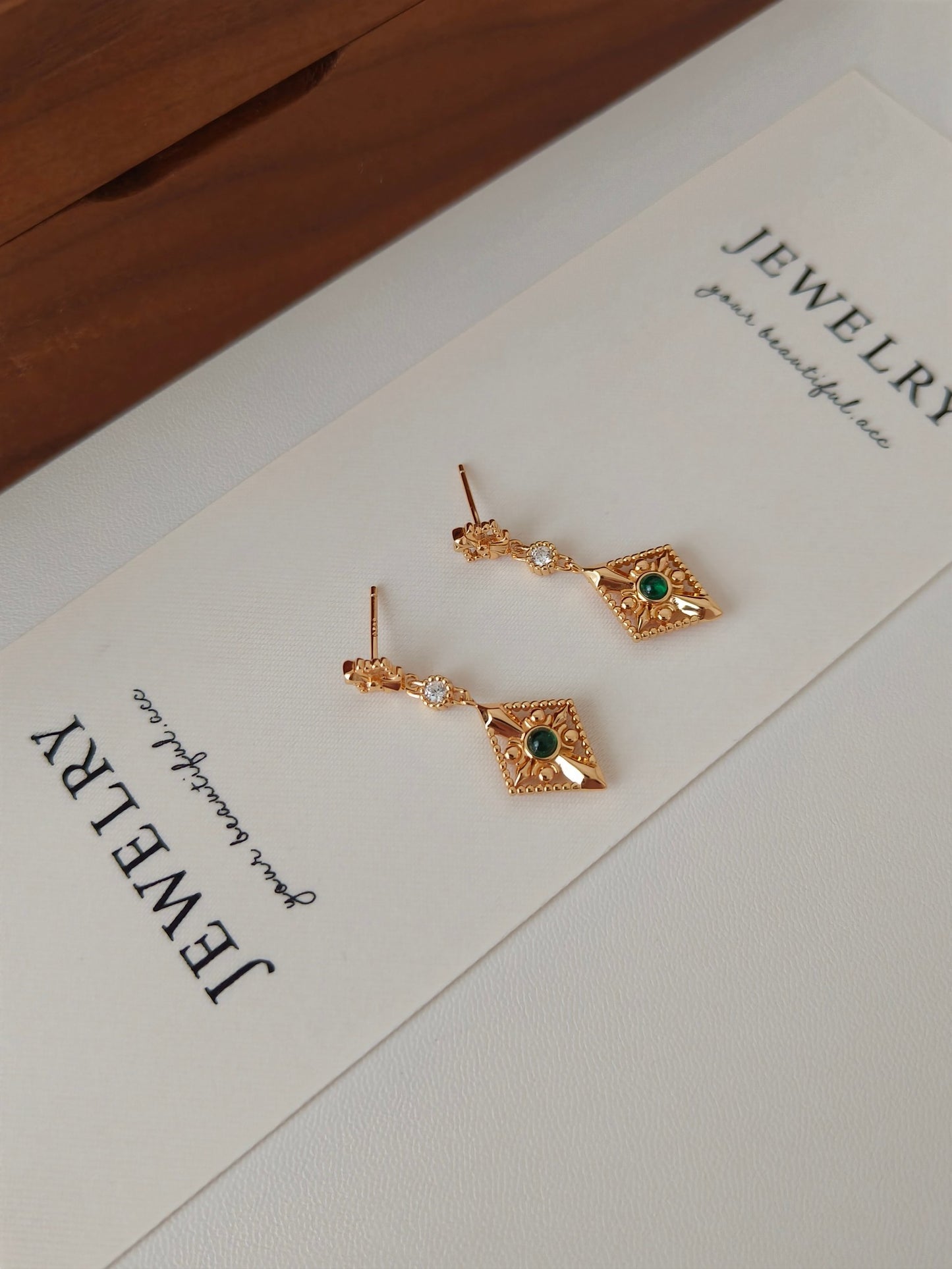 Diamond shape Earrings