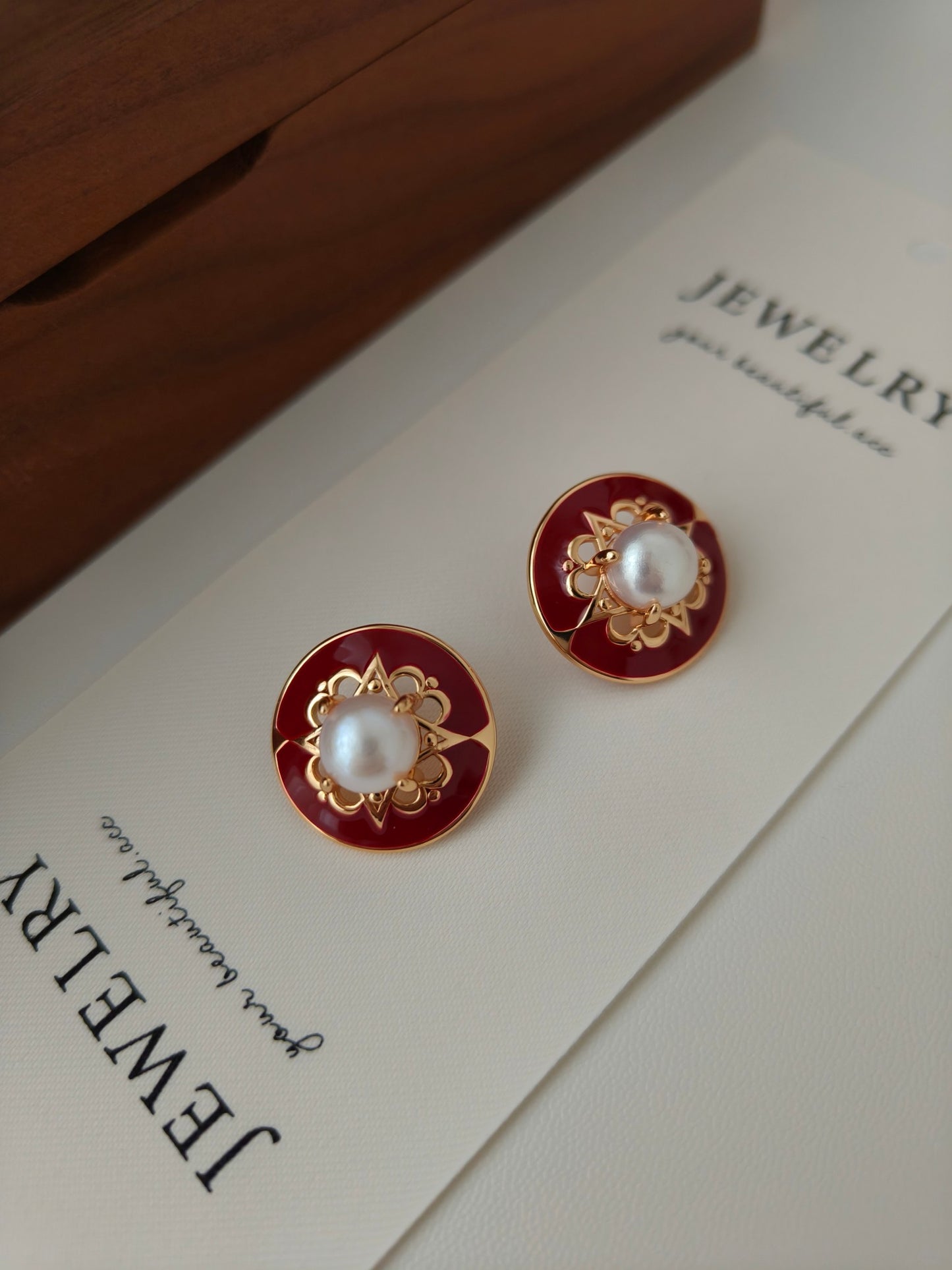 Red Glaze Dripped Round Earrings
