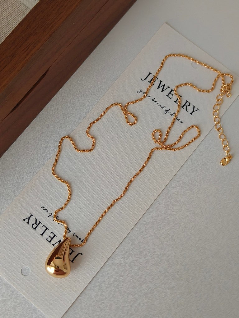 Water Drip Necklace