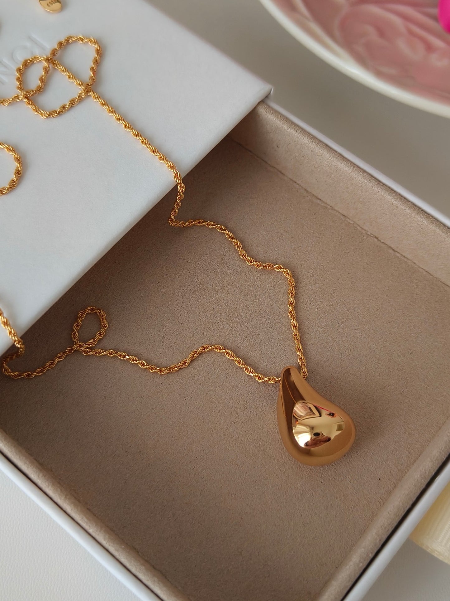 Water Drip Necklace