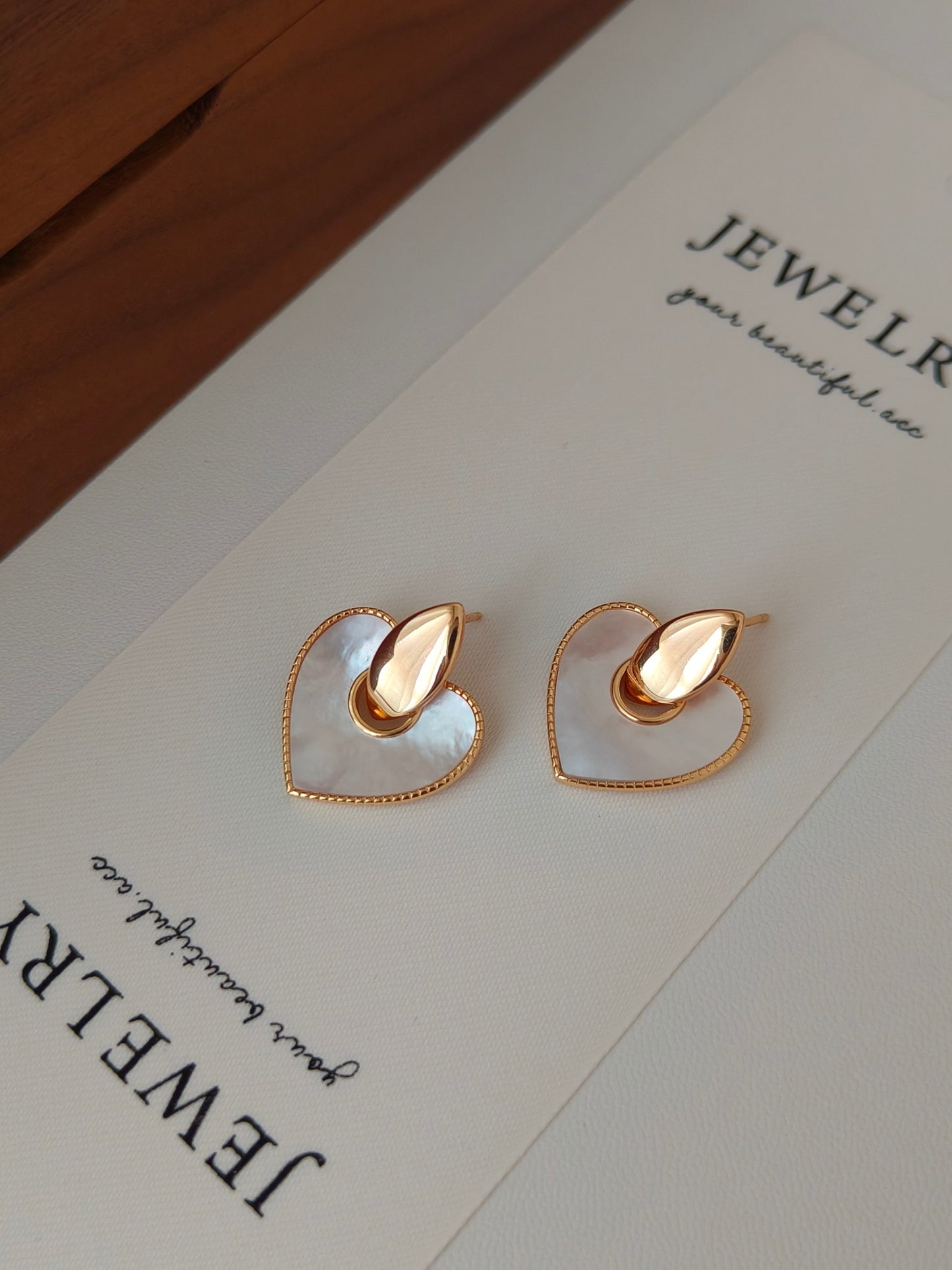 White heart Nacre Earrings