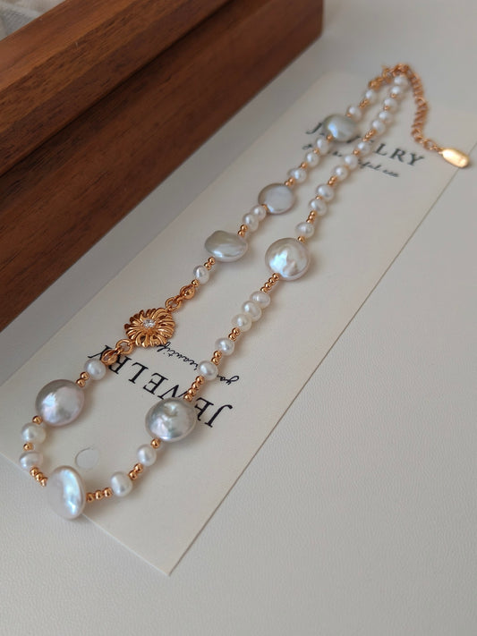 Daisy Pearl Necklace