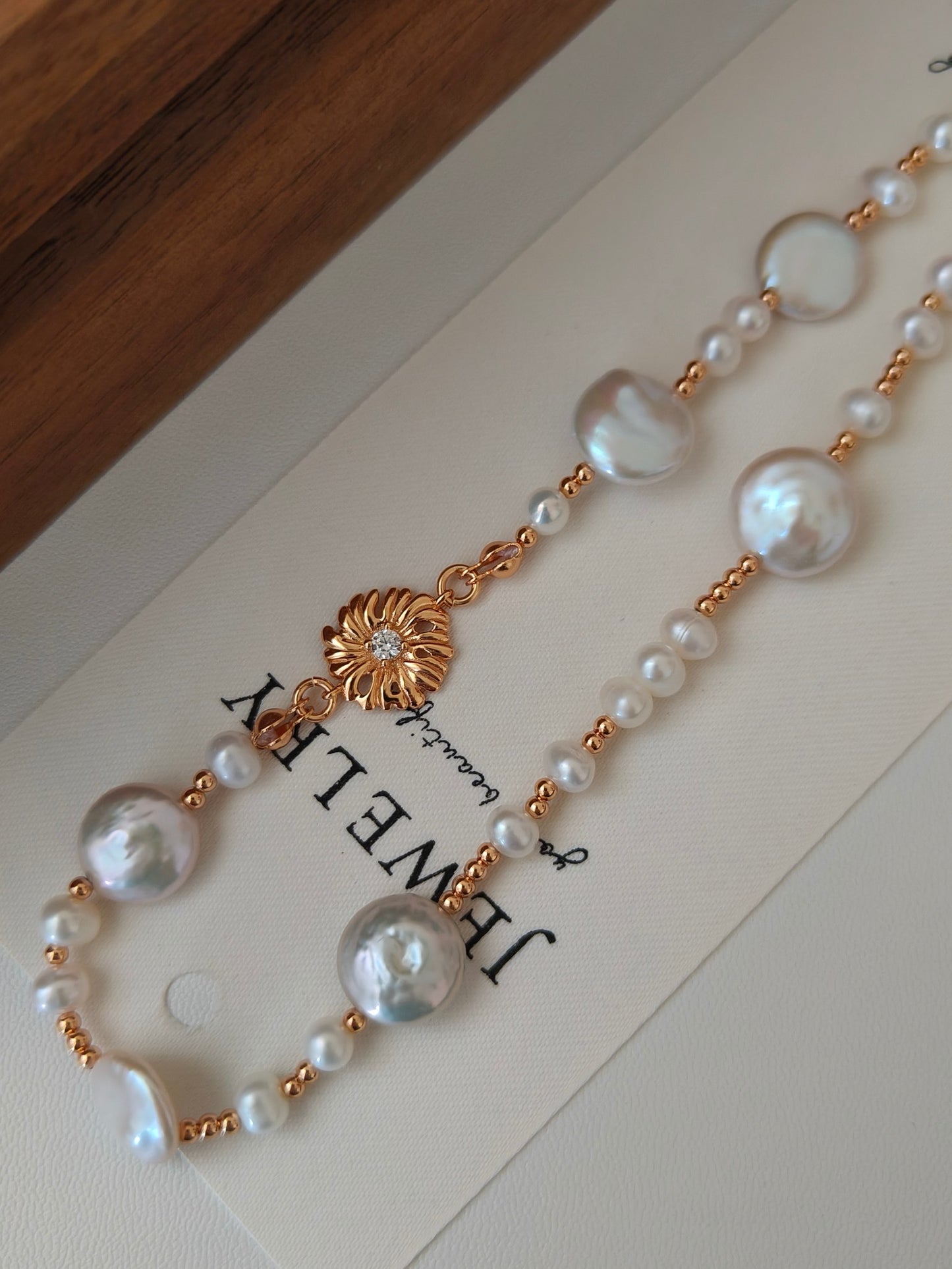 Daisy Pearl Necklace