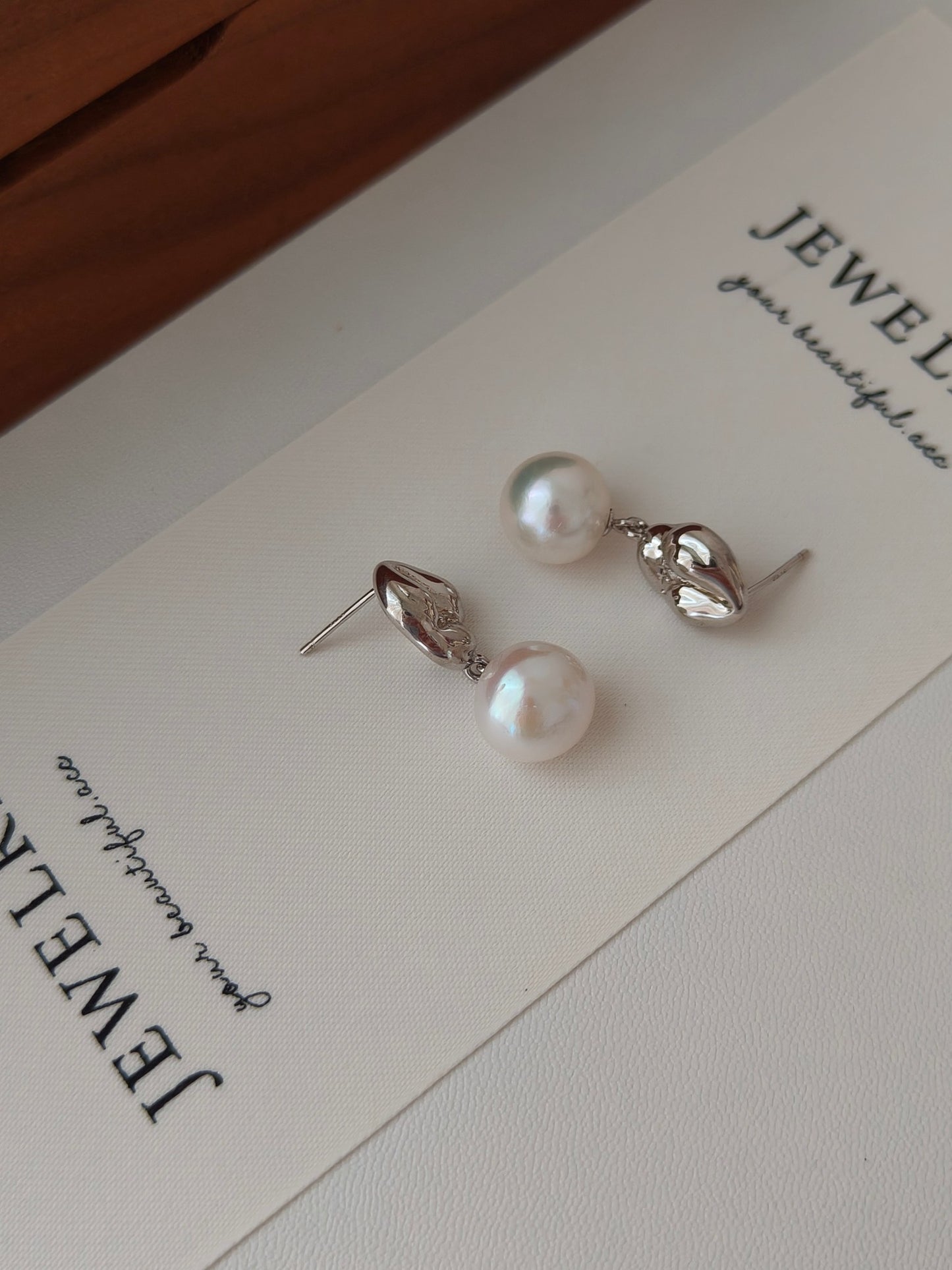 Snow Tear Earrings