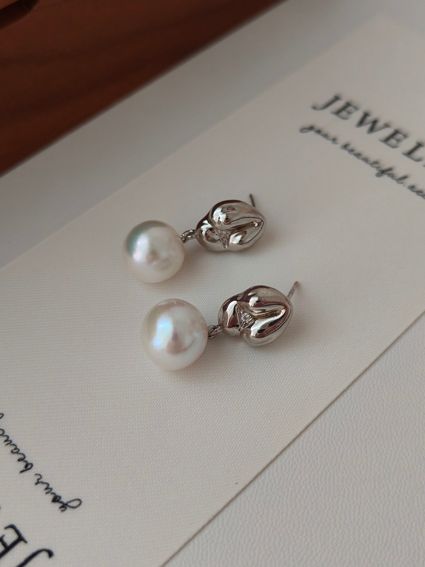 Snow Tear Earrings