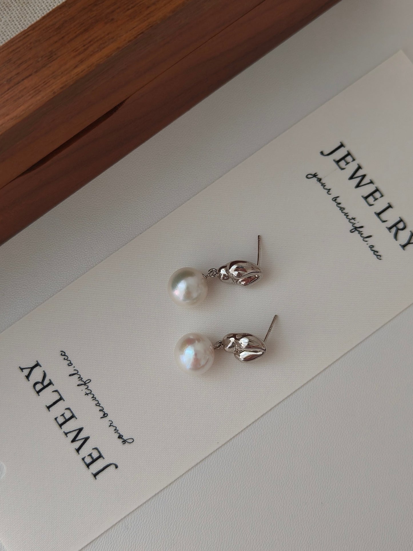 Snow Tear Earrings