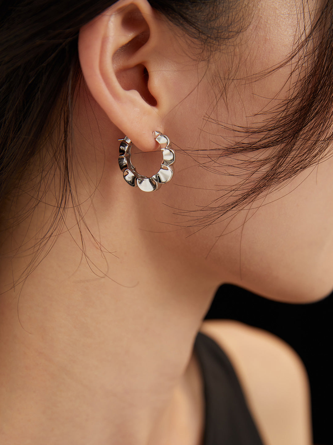 Corona Hoop Earrings