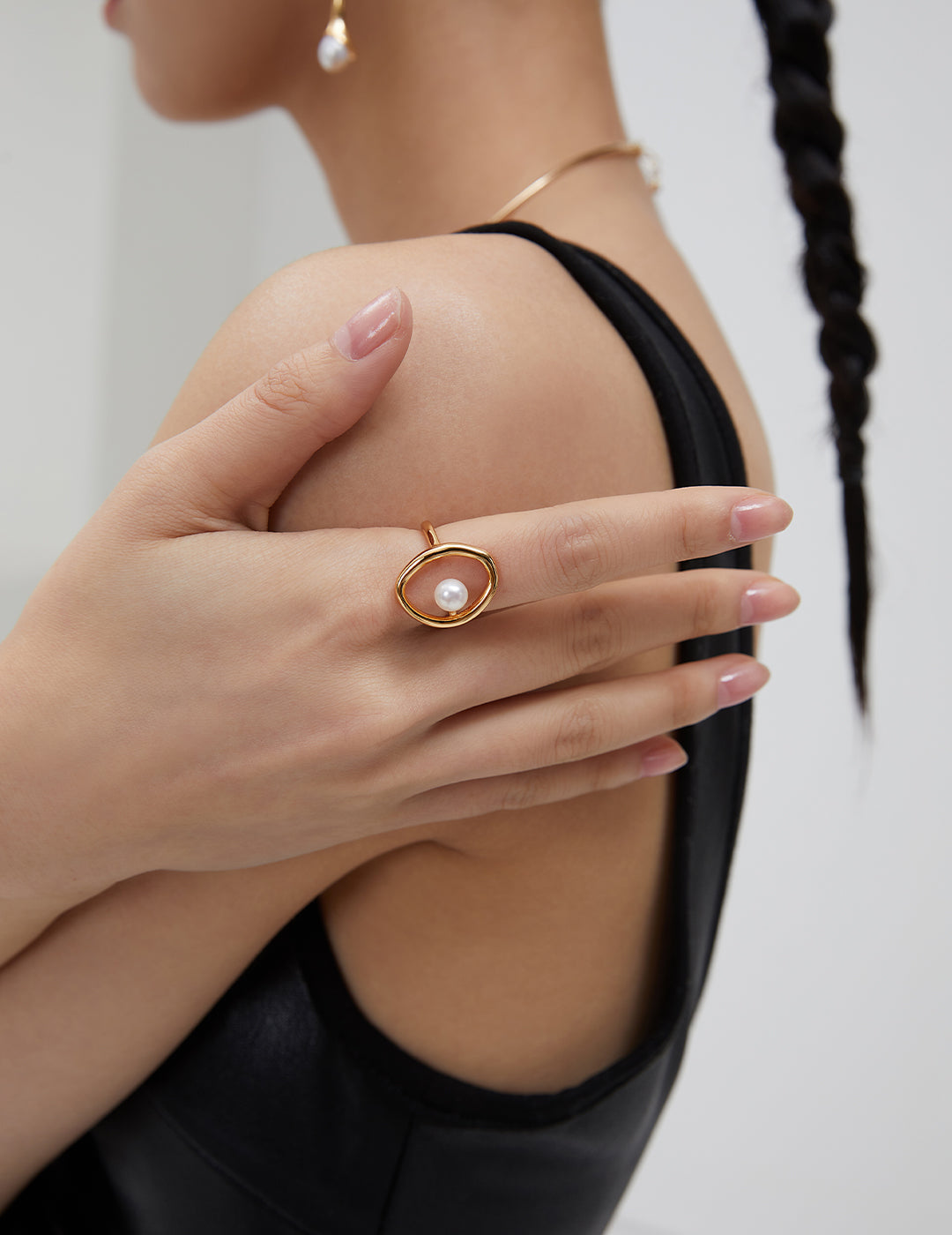 Pearl Orbit Ring