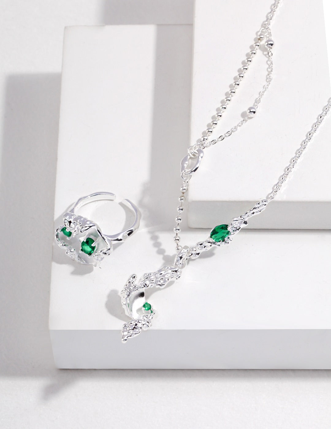 Falling Leaves Zirconia Ring
