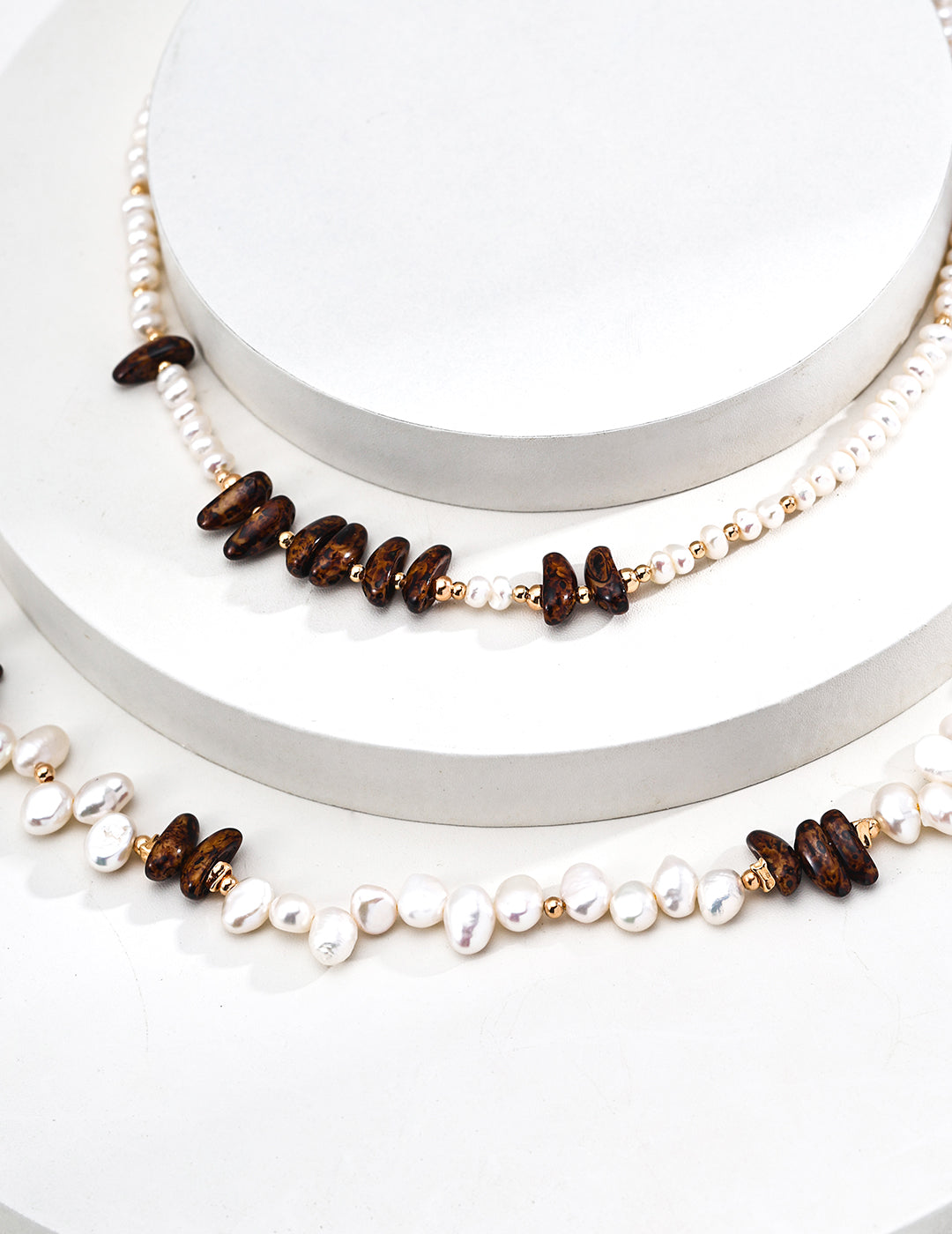 Dawnbound Pearl Necklace