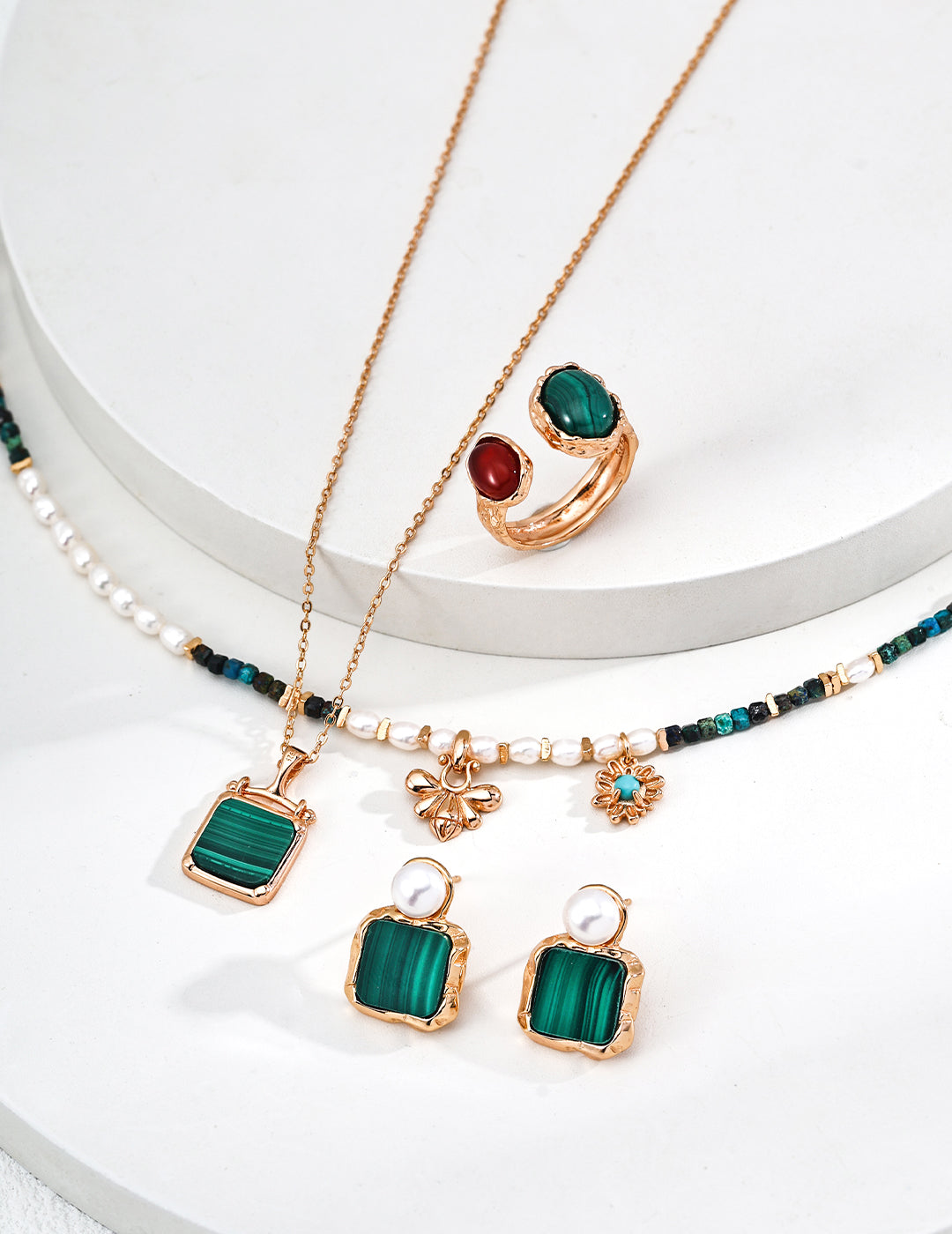 Emerald Grace Necklace
