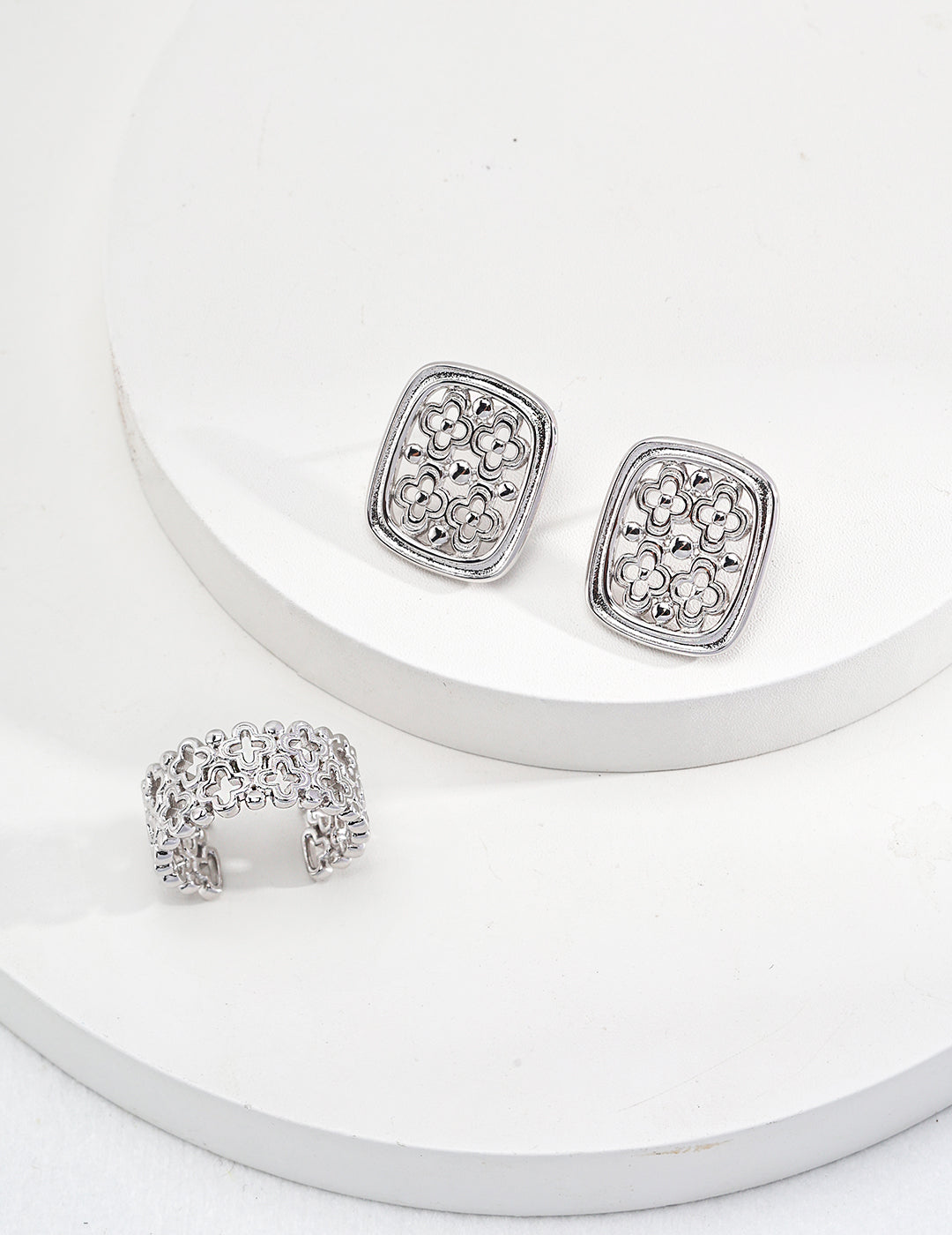 Vintage Hollow Square Earrings