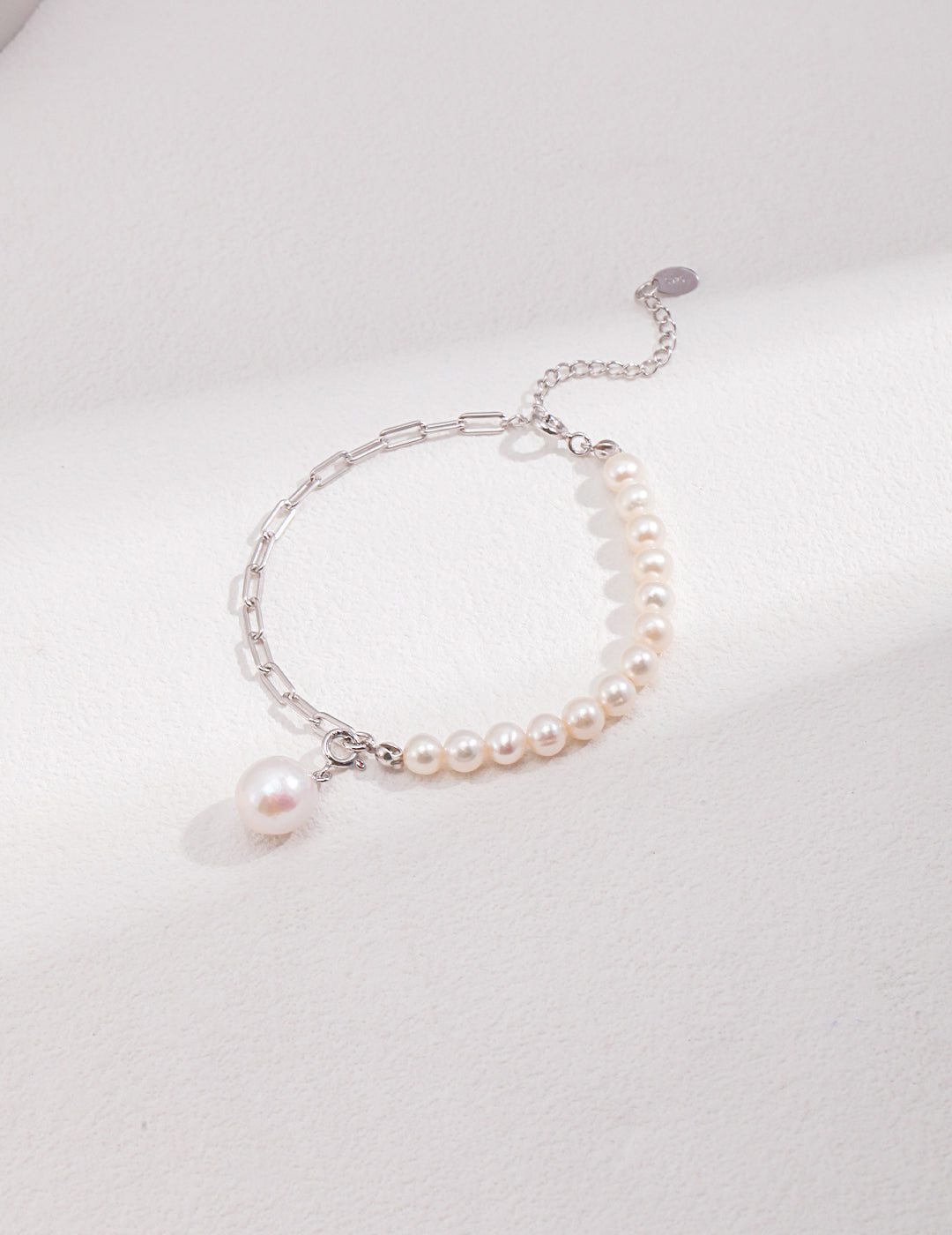 Linked Elegance Pearl Bracelet
