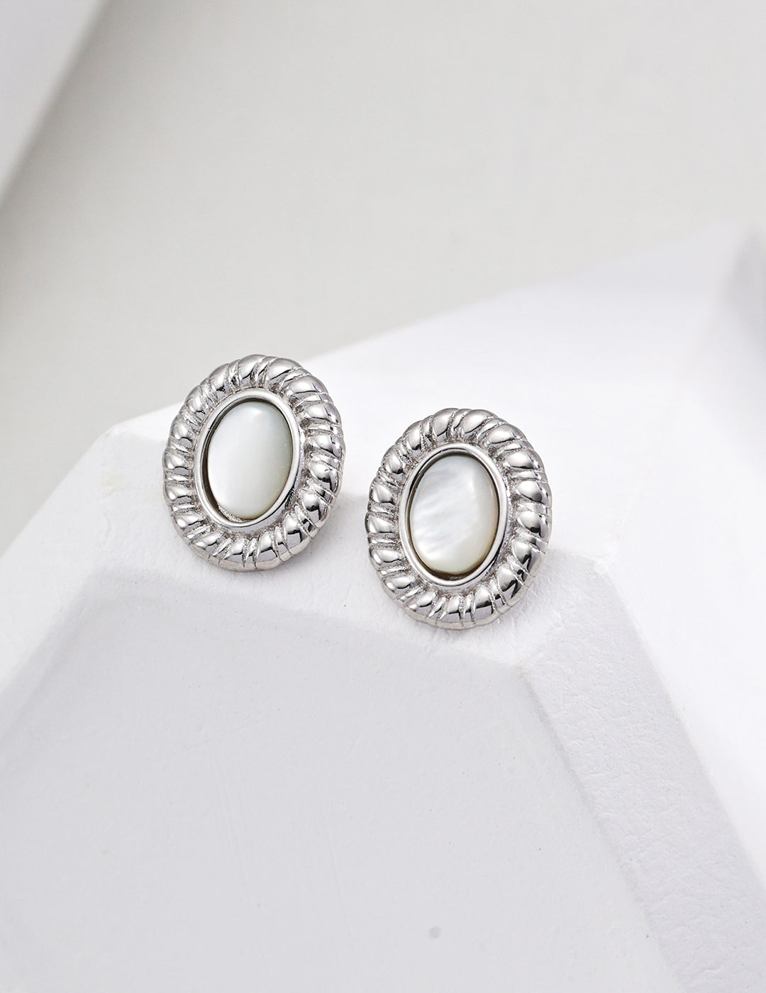 Oval Pearl Shell Earrings