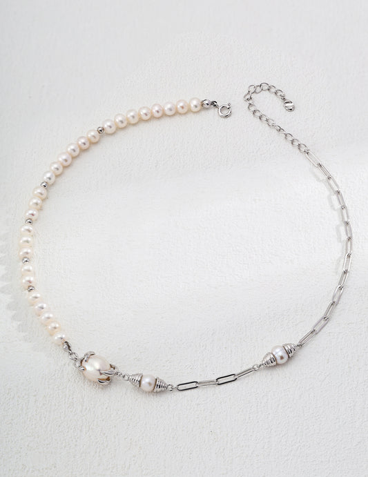 Cold Hugging Necklace