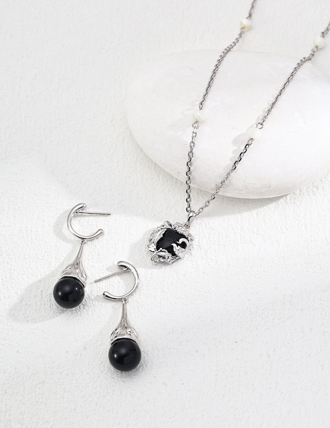 Black Agate Gold/Silver Flame Necklace