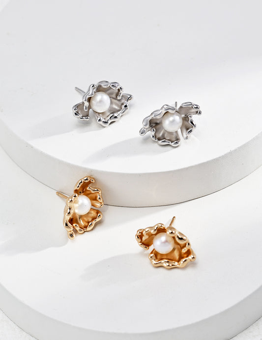 Sea Wave Pearl Earrings